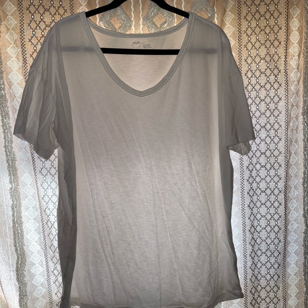 Aerie White V-Neck Short Sleeve Tee